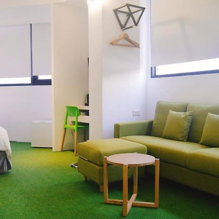 Time Flyer Hotel Taichung Esterno foto