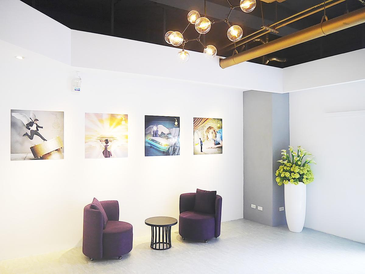 Time Flyer Hotel Taichung Esterno foto